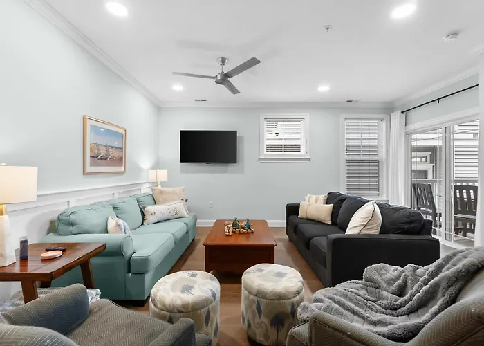 Luxury 6Br Condo | 2 Blocks To Beach